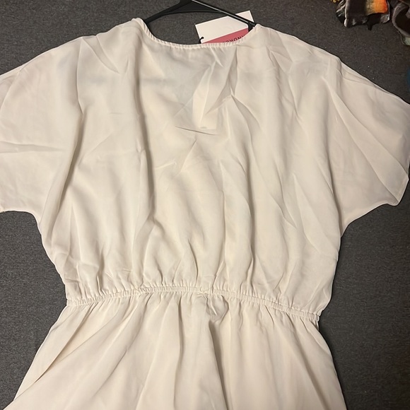 Brand new never worn blouse. Bought from glicks size L - Picture 3 of 5